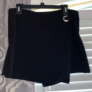 Black Skort